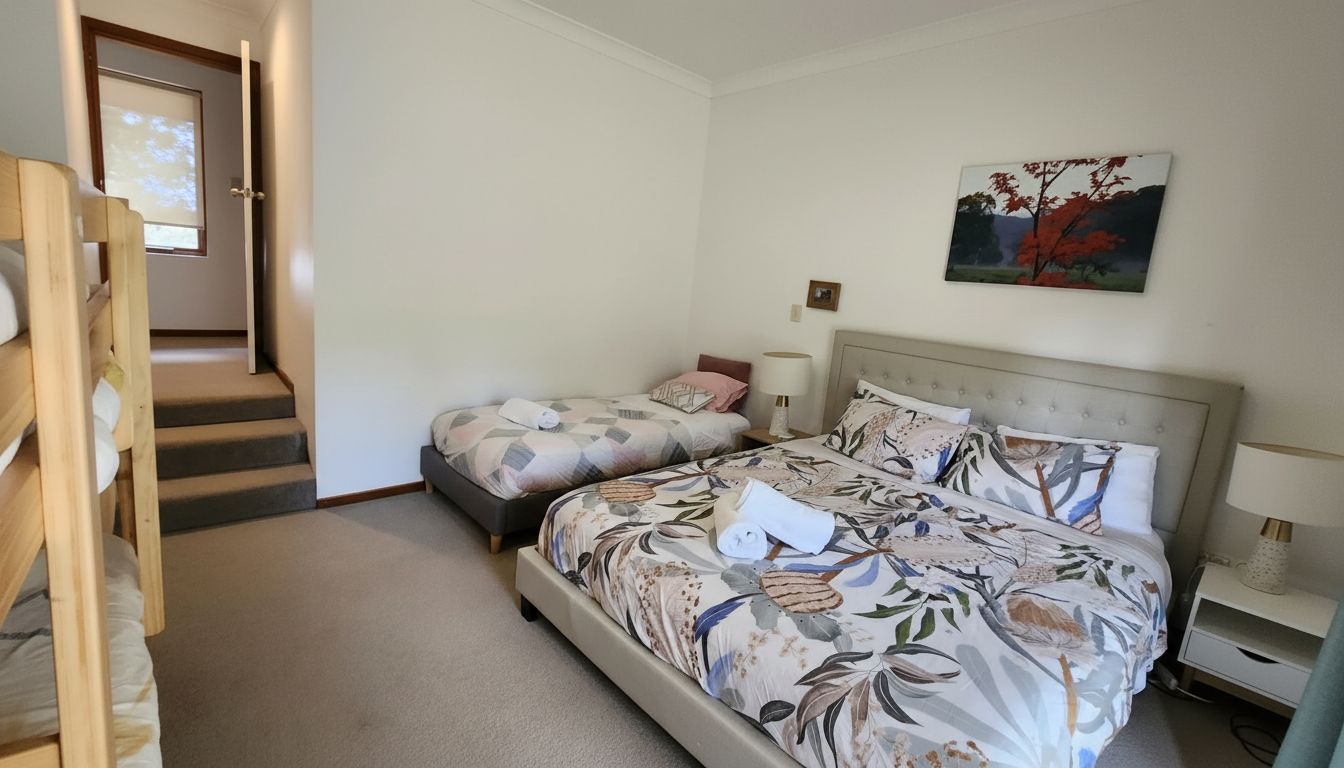 Bedroom 6 – Master suite